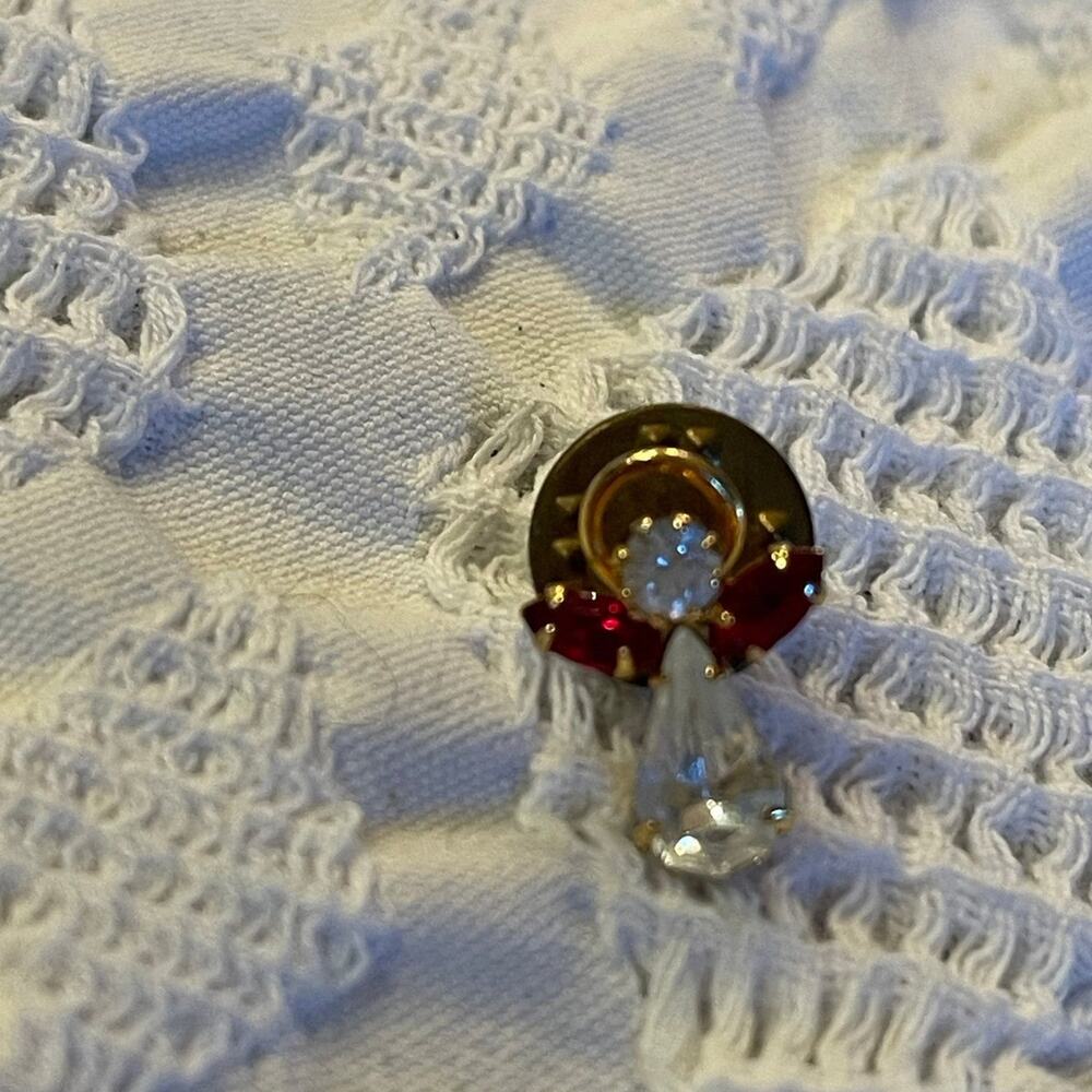 Angel pin ruby - Picture 5 of 5